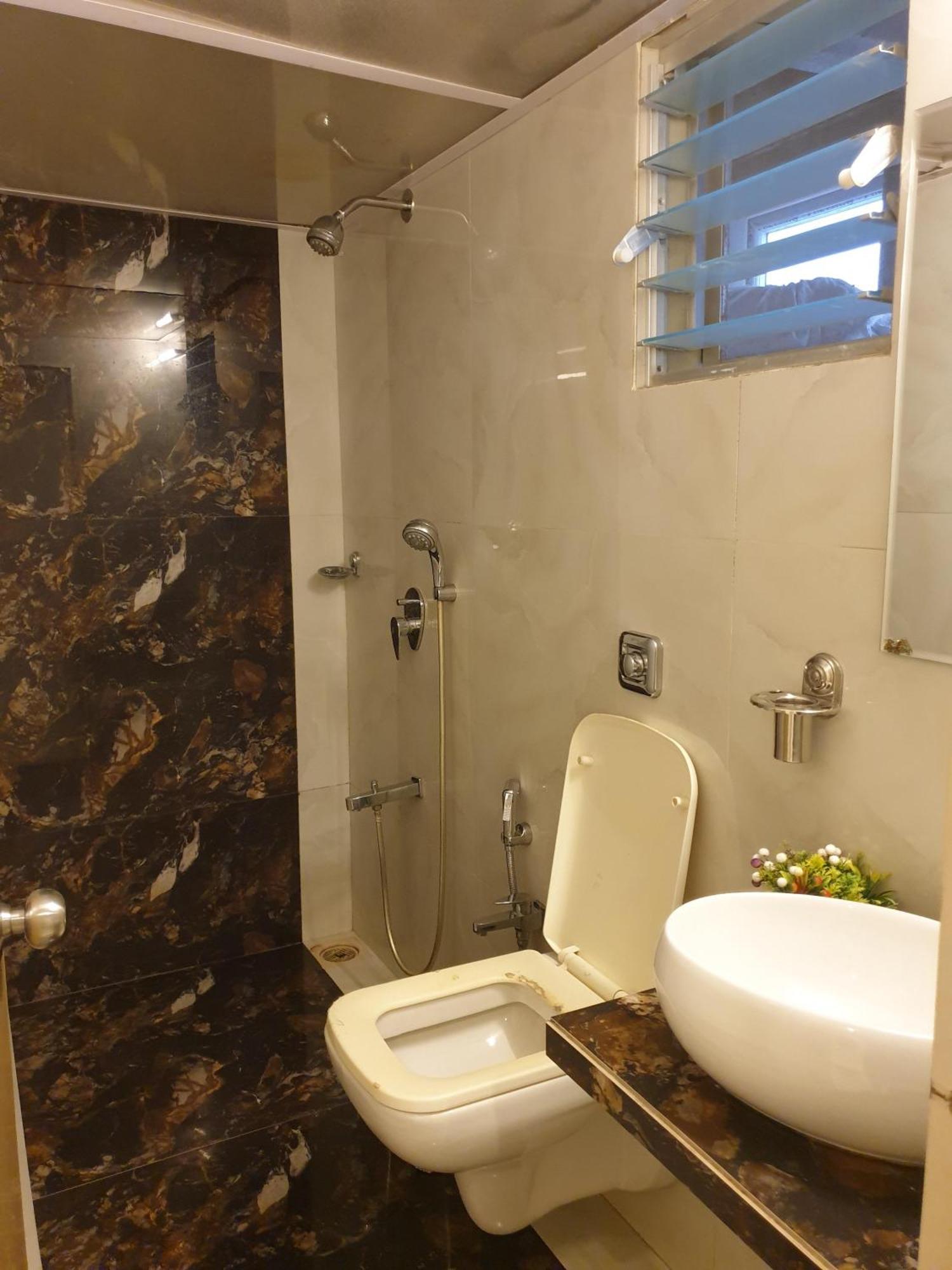 Hotel Gulf Мумбаи Экстерьер фото