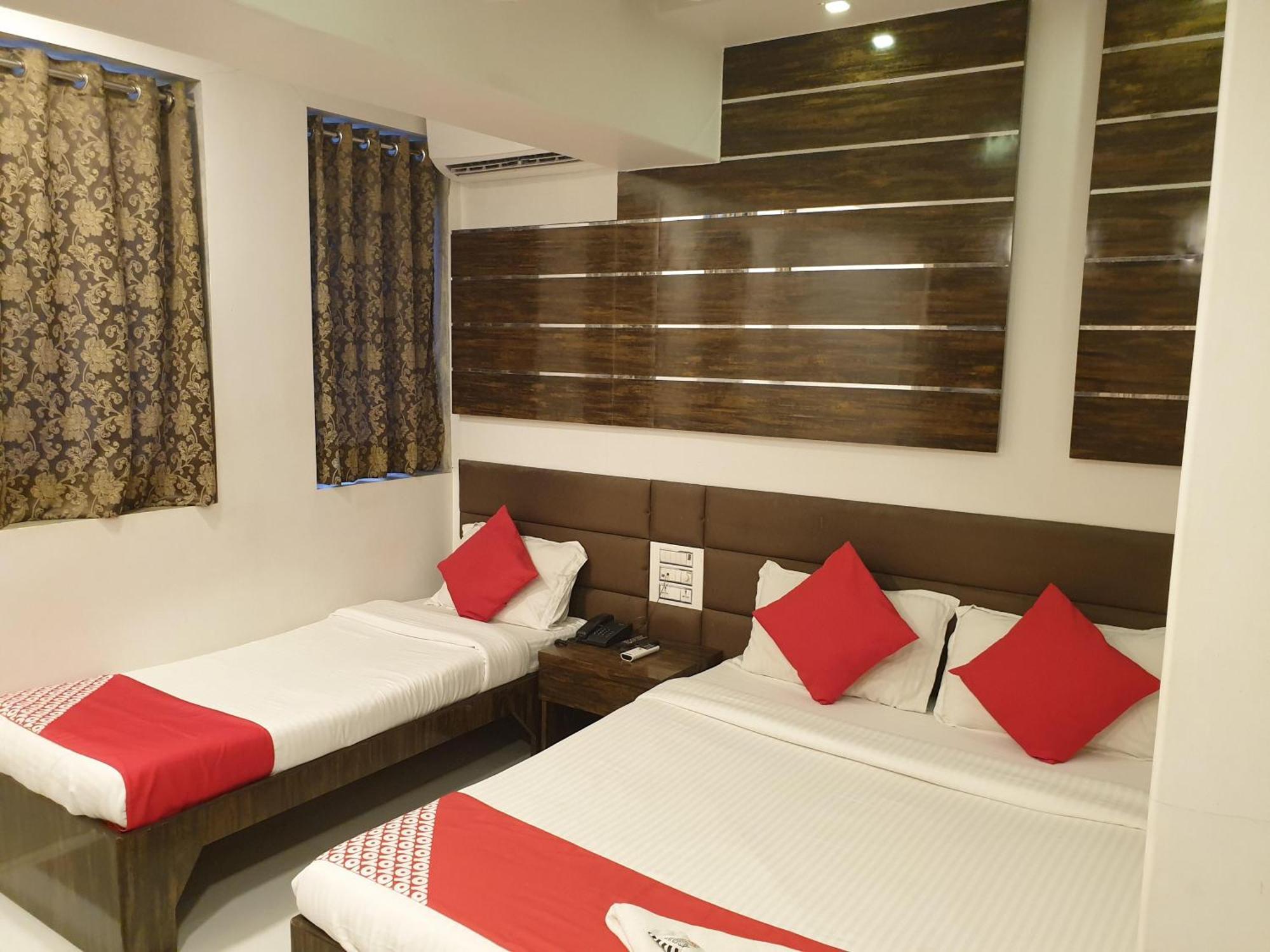 Hotel Gulf Мумбаи Экстерьер фото